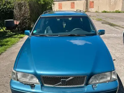 Gebraucht Volvo V70 140 PS (102 kW) 1998 Blau Kombi