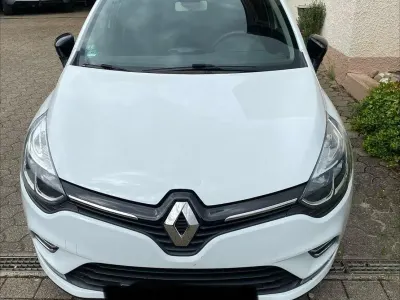 Gebraucht Renault Clio IV LIMITED 90 PS (66 kW) 2018 Weiß Limousine