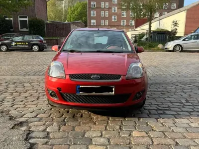 Gebraucht Ford Fiesta 80 PS (58 kW) 2009 Orange Kleinwagen