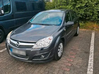 Gebraucht Opel Astra Cosmo 116 PS (85 kW) 2009 Grau Limousine