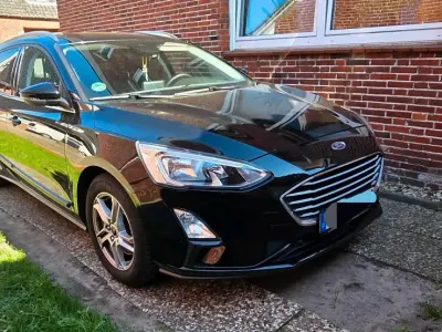 Gebraucht Ford Focus 120 PS (88 kW) 2019 Schwarz Kombi