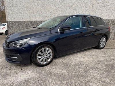 Gebraucht Peugeot 308 SW Allure 116 PS (85 kW) 2017 Blau Kombi
