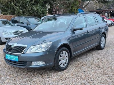 Gebraucht Skoda Octavia 122 PS (89 kW) 2011 Grau Limousine