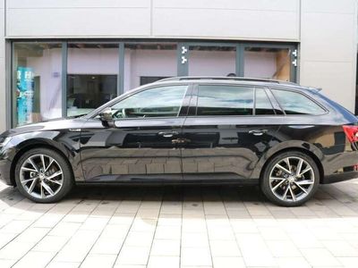 gebraucht Skoda Superb Combi TSI DSG SportLine LED+AHK+Navi+5J G