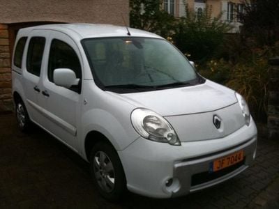 Gebraucht Renault Kangoo 144 PS (105 kW) 2009 Weiß Van / Kleinbus