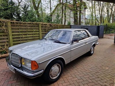 gebraucht Mercedes 230 Leder, 5-Gang, 85tkm