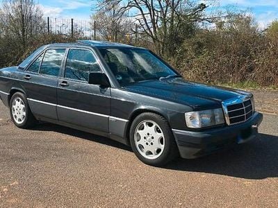 Usata Mercedes 190 Sportline 118 CV (86 kW) 1990 Andere farben Berlina