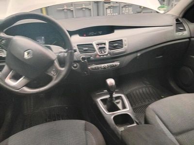 Second-hand Renault Laguna III 150 CP (110 kW) 2008 Argintiu Break