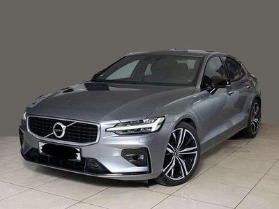 Grau Gebraucht 2020 Volvo S60 R-Design Limousine | 32.000 €