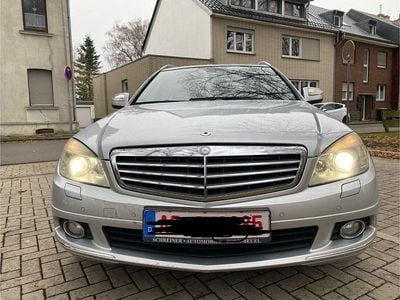 Gebraucht Mercedes 220 170 PS (125 kW) 2008 Grau Kombi
