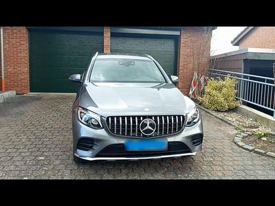 Gebraucht Mercedes GLC250 AMG 204 PS (150 kW) 2016 Grau SUV
