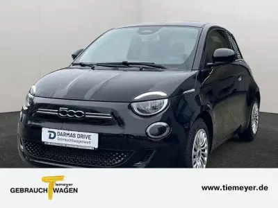 Gebraucht Fiat 500e Action 69 kW (95 PS) 2022 Schwarz Kleinwagen