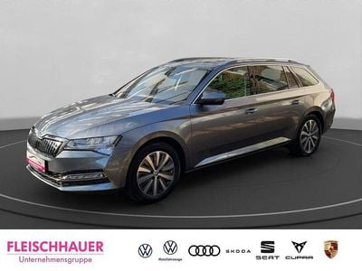 Grau Gebraucht 2022 Skoda Superb Ambition Kombi | 26.980 € (Fairer Preis)