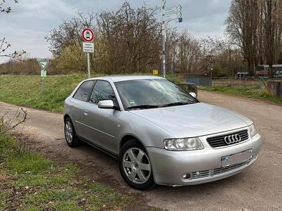 Gebraucht Audi A3 131 PS (96 kW) 2001 Silber Kleinwagen