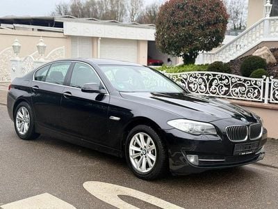 Gebraucht BMW 520 Sport Line 184 PS (135 kW) 2013 Schwarz Limousine