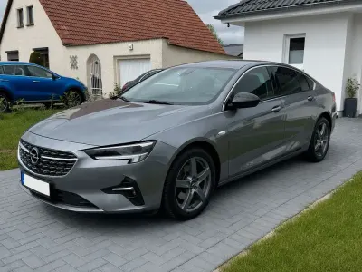 Gebraucht Opel Insignia Elegance 174 PS (127 kW) 2021 Grau Limousine