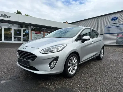 Gebraucht Ford Fiesta Titanium S 75 PS (55 kW) 2021 Polarsilber metallic Kleinwagen