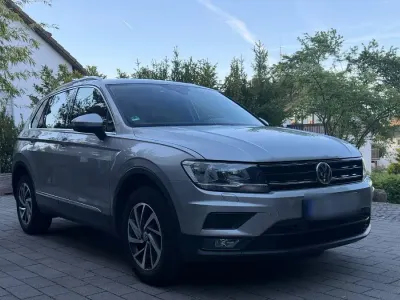 Gebraucht VW Tiguan Sound 150 PS (110 kW) 2017 Grau SUV