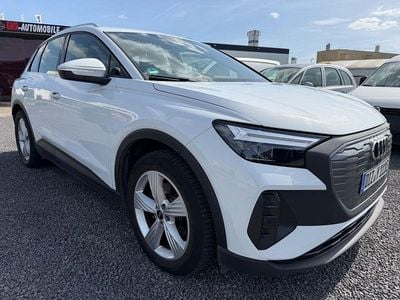 Gebraucht Audi Q4 e-tron Basis 125 kW (170 PS) 2021 Weiß SUV