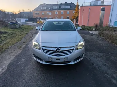 Gebraucht Opel Insignia Edition 170 PS (125 kW) 2015 Silber Limousine
