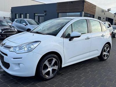 Weiß Gebraucht 2017 Citroën C3 SELECTION Limousine | 4.950 € (Fairer Preis)