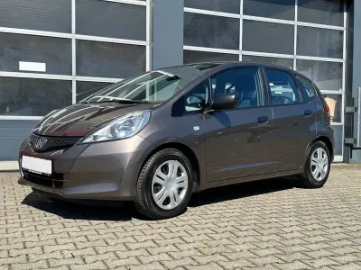 Käytetty Honda Jazz 90 HP (66 kW) 2012 Ruskea Viistoperä