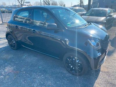 Schwarz Gebraucht 2015 Smart ForFour Kleinwagen | 7.500 € (Fairer Preis)