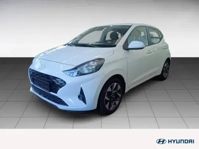 Gebraucht Hyundai i10 Trend 63 PS (46 kW) 2025 Weiss Kleinwagen