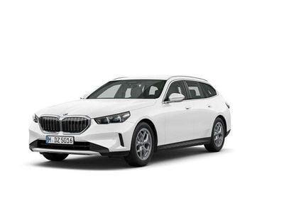 Gebraucht BMW 520 Sport Line 197 PS (144 kW) 2025 Alpinweiss iii Kombi