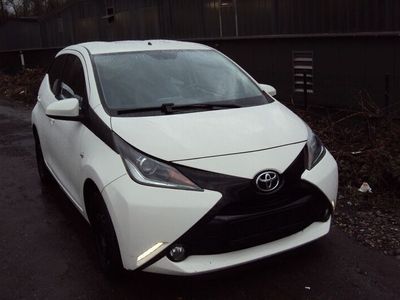 gebraucht Toyota Aygo Aygox-play Team D--Euro6 KLIMA--KAMERA