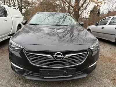 Gebraucht Opel Insignia Innovation 170 PS (125 kW) 2017 Schwarz Kombi