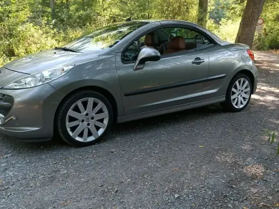 Gebraucht Peugeot 207 CC 120 PS (88 kW) 2007 Grau Cabrio