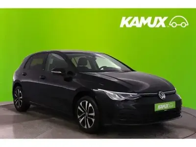 Second-hand VW Golf VIII United 116 CP (85 kW) 2021 Negru Berlinǎ