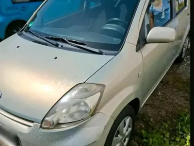 Gebraucht Daihatsu Sirion 70 PS (51 kW) 2008 Grün Kleinwagen