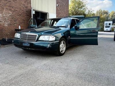 Second-hand Mercedes C230 Elegance 150 CP (110 kW) 1997 Verde Berlinǎ