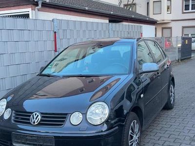 Schwarz Gebraucht 2004 VW Polo Comfortline Kleinwagen | 2.090 € (Etwas zu teuer)