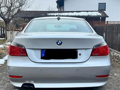 Gebraucht BMW 520 170 PS (125 kW) 2003 Silber Limousine