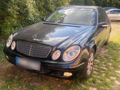Mercedes E220