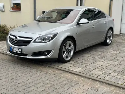 Gebraucht Opel Insignia Sport 170 PS (125 kW) 2017 Silber Limousine