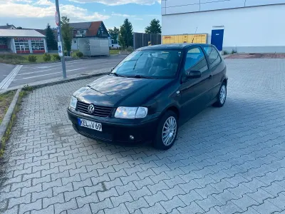Gebraucht VW Polo 75 PS (55 kW) 2000 Schwarz Coupé
