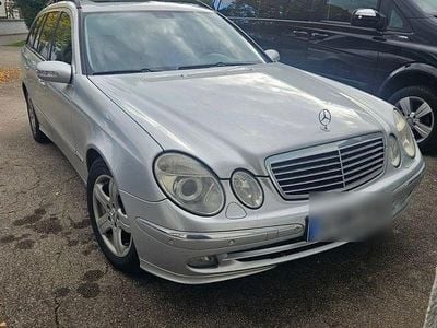 Mercedes E220