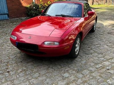 Second-hand Mazda MX5 131 CP (96 kW) 1994 Negru Cabrio
