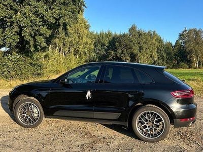 Porsche Macan S