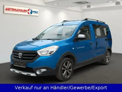 Używany Dacia Dokker Stepway 90 KM (66 kW) 2016 Niebieski Minivan