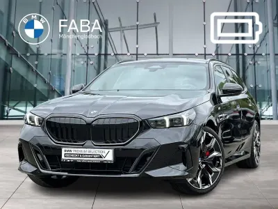 Gebraucht BMW 520 M Sport 190 PS (139 kW) 2025 Schwarz Kombi