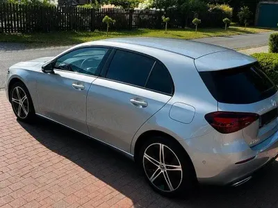 Gebraucht Mercedes A250 218 PS (160 kW) 2024 Silber Limousine