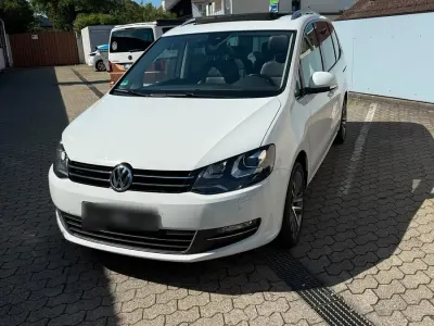 Gebraucht VW Sharan 177 PS (130 kW) 2015 Weiß Van / Kleinbus