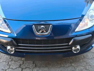 Gebraucht Peugeot 307 CC 140 PS (102 kW) 2005 Blau Cabrio