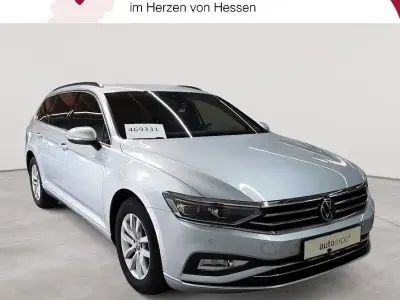 Gebraucht VW Passat Business 150 PS (110 kW) 2023 Silber Kombi