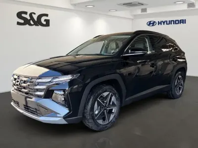 Neu Hyundai Tucson Trend 150 PS (110 kW) 2026 Met (schwarz SUV